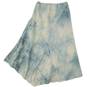 Norma Vintage _blue flowers skirt