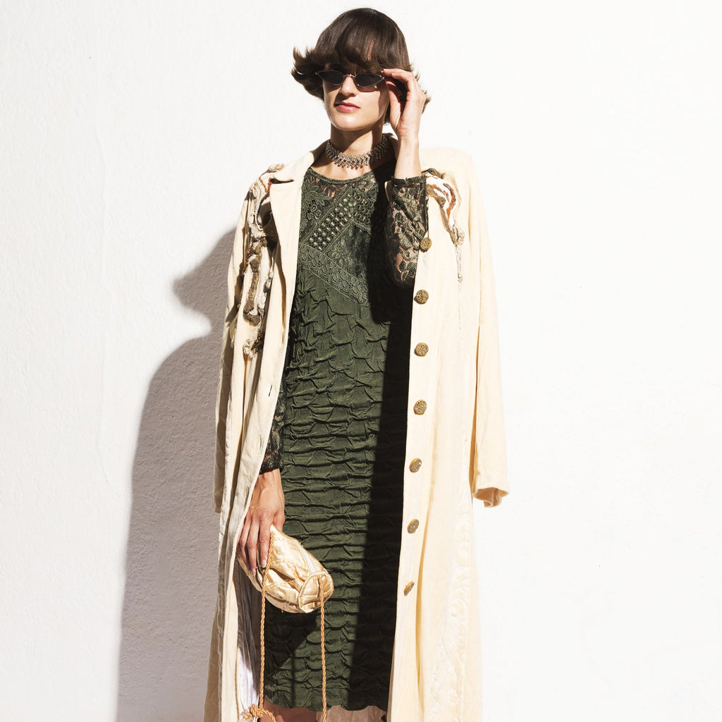 Norma Vintage _cloqué & lace dresses