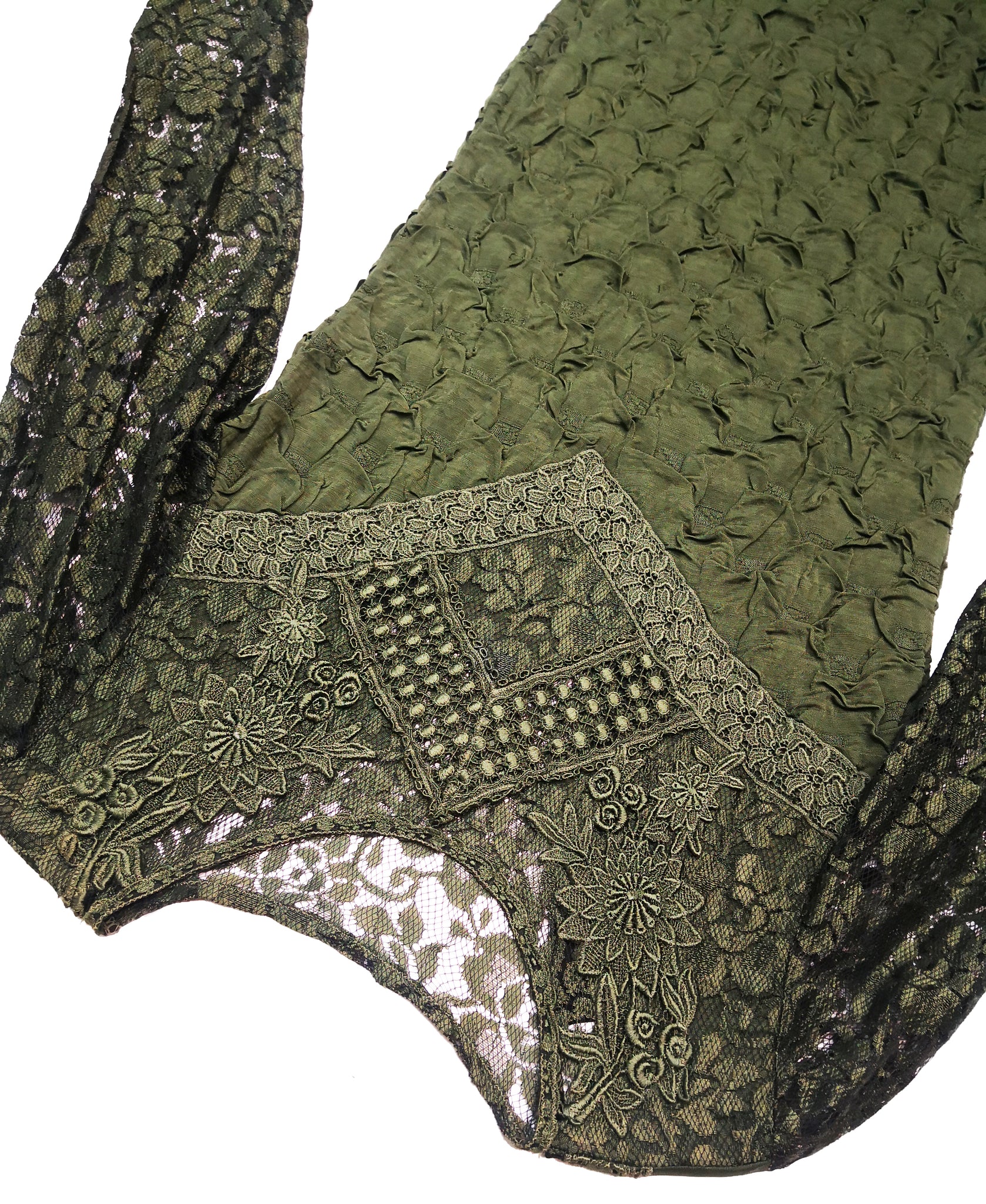 Norma Vintage _cloqué & lace dresses